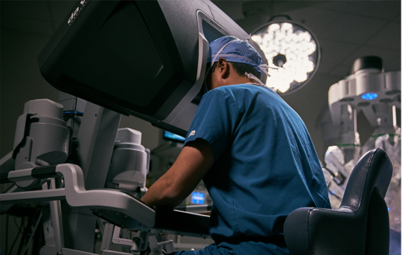 최신 로봇 수술 시스템 도입
